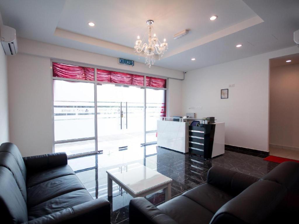 D Nice Hotel Bayan Lepas Exterior photo